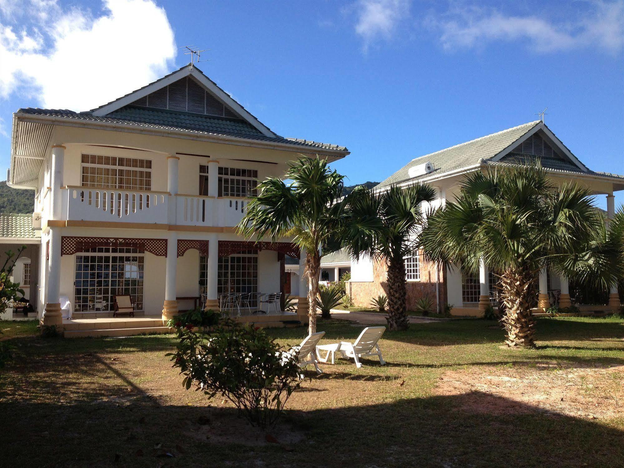 Ocean Jewels Resort Grand Anse  Exterior photo